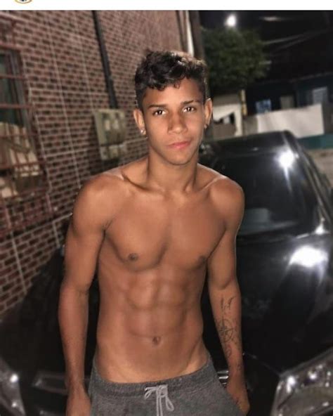 negro pauzudo|Negao gay pauzudo 23cm rasgando novinho .